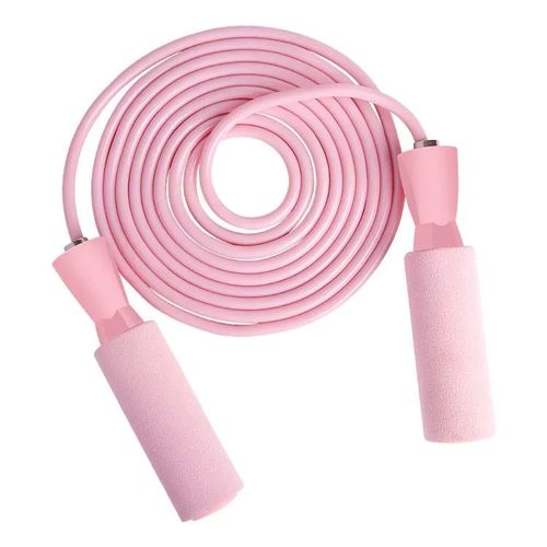 Corde à sauter rose sur fond blanc